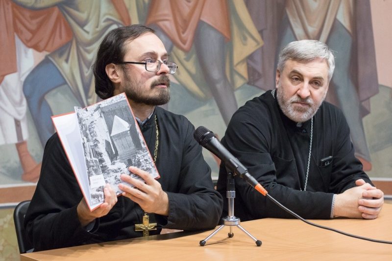 Новая книга протоиерея Владимира Хулапа представлена в Феодоровском соборе