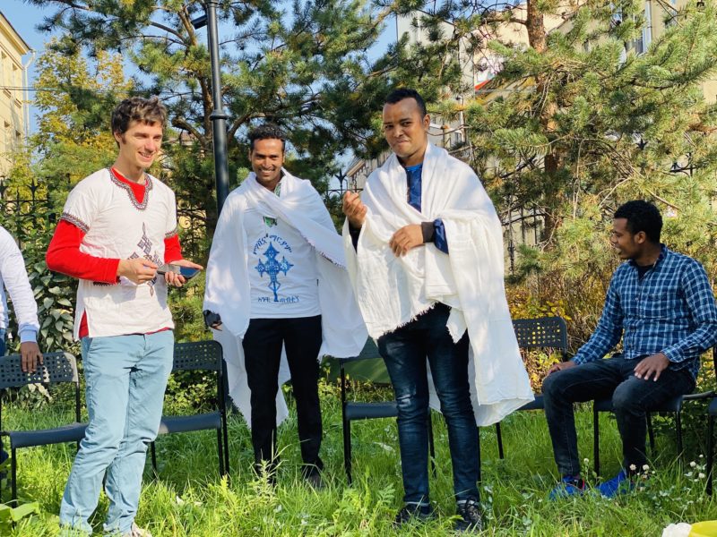 Православный приход встретился с эфиопской молодежью Санкт-Петербурга