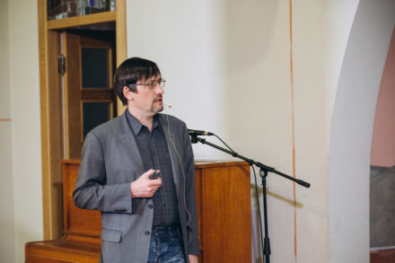 Алексей Янковский-Дьяконов прочитал лекцию «Ученики Иоанна. Мандейская община в Южном Ираке»